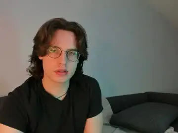 Chaturbate Live Sex of valo_cross