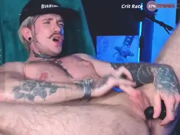 Chaturbate Live Sex Cam of badrabbit__