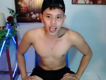Chaturbate Live Sex Cam of seductive_maxxx