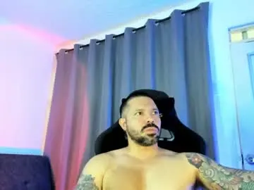 Chaturbate Live Porn of pierrevidal