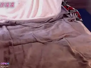 Chaturbate Best live sex cam show of sweetkiitty3