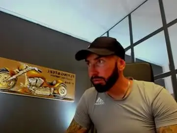 Chaturbate Live Porn of arongrant