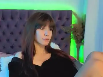 Chaturbate Live Sex Cam of milanahottss