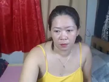 Chaturbate Watch Live Sex Cams of urpinay_singlemother