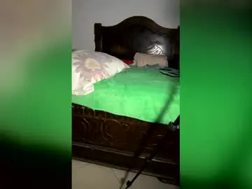 Chaturbate Live Sex Cam of night_pricex