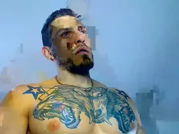 Chaturbate Sex Chat of thomashoward31