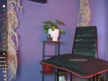 Chaturbate Sex Cam of roselinedior