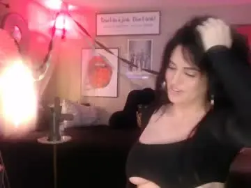 Chaturbate Free Live Porn of milf_lacey
