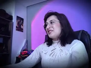 Chaturbate Live Sex Cam of scarlett_sen