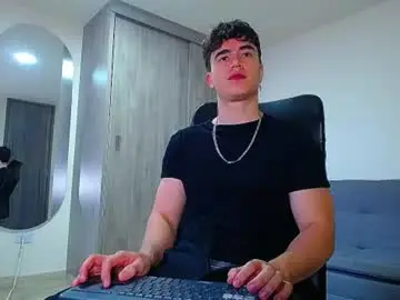 Chaturbate Free Porn Cam of andre_parker