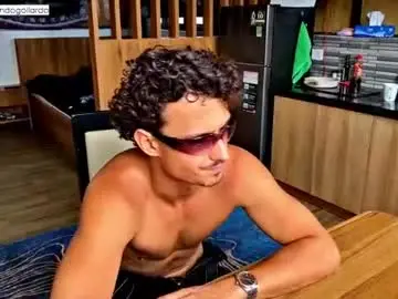 Chaturbate Free Porn Cam of orlando__bloom