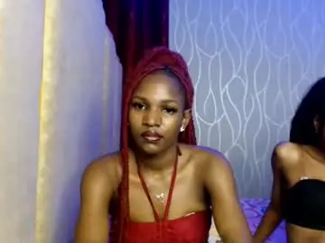 Chaturbate Free Live Porn of raven_luxe