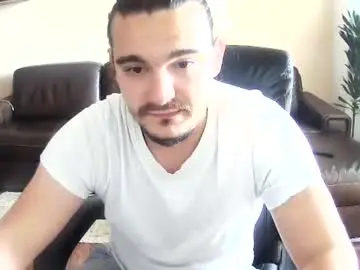 Chaturbate Free Live Porn of johnnybravovici