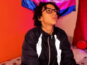 Chaturbate Best live sex cam show of nova_evan7