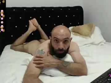 Chaturbate Best live sex cam show of raul27big