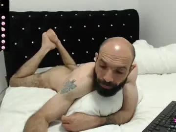 Chaturbate Best live sex cam show of raul27big