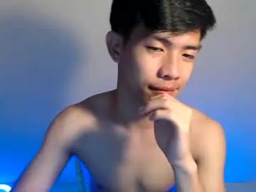 Chaturbate Live Sex of clyde_twinkx