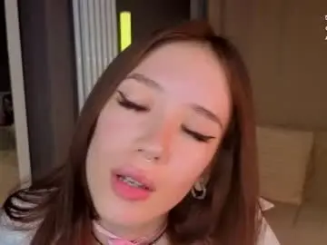 Chaturbate Free Porn Cam of tinyanie