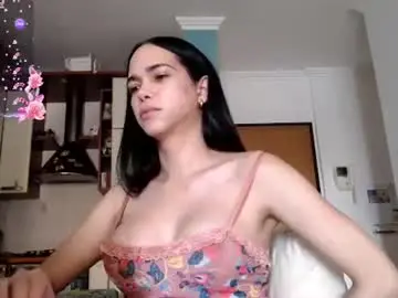 Chaturbate Live Sex of luara_