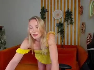 Chaturbate Best live sex cam show of elaravoltage