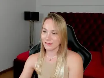 Chaturbate Sex Cam of elaravoltage