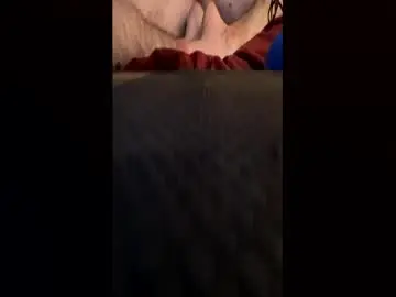Chaturbate Live Porn of happyhappyjoyjoy4