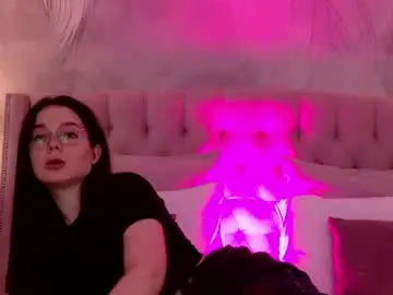 Chaturbate Live Sex Cam of nikaflowers