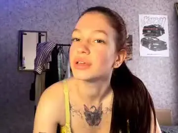 Chaturbate Live Sex Cam of carmelinarolstad
