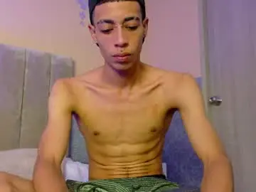 Chaturbate Live Sex Cam of liam_mercurio