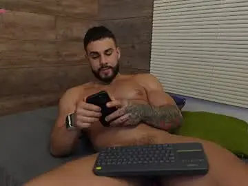 Chaturbate Watch Live Sex Cams of connor_h1