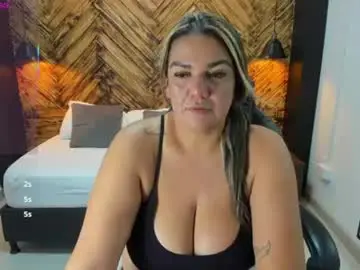 Chaturbate Live Porn of ruby_jimenez18_