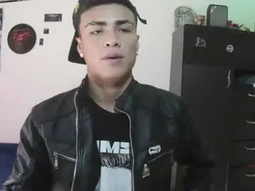 Chaturbate Live Sex of fenix_hardcock