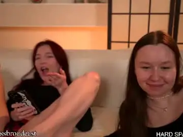 Chaturbate Nude Webcam of the_bad_touch_