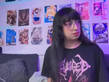 Chaturbate Live Sex Cam of snowblack_