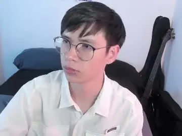 Chaturbate Live Sex Cam of andy_bankai