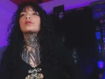 Chaturbate Sex Chat of ema_ploxx