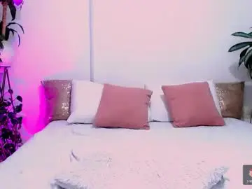 Chaturbate Live Sex Cam of haylin_bex