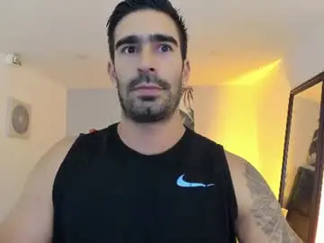 Chaturbate Adult Video Chat of tbastian