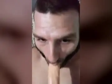 Chaturbate Free Porn Cam of carlsonchad422