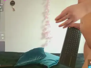 Chaturbate Live Sex Cam of ethan_and_ava