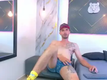 Chaturbate Watch Live Sex Cams of kingoftemptation