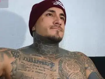 Chaturbate Best live sex cam show of twonaugthy77