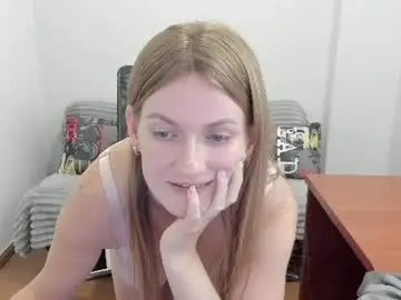 Chaturbate Sex Cam of sweet_melody_of_ur_heart
