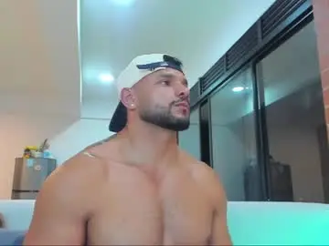 Chaturbate Free Live Porn of jackson_wayne__