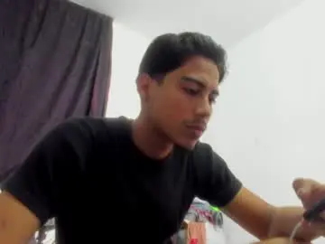 Chaturbate Adult Webcam of angelo000000000000000x