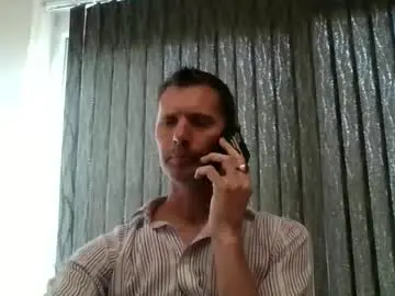 Chaturbate Live Sex Cam of englishguy183