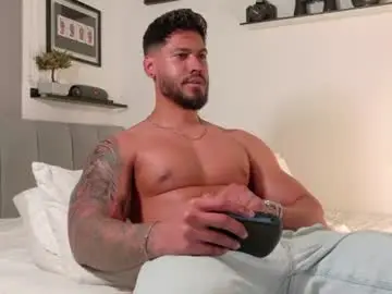 Chaturbate Best live sex cam show of tomasferrer