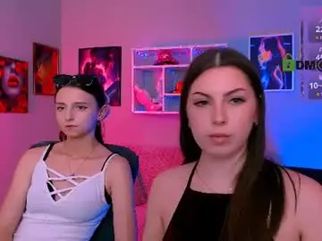 Chaturbate Live Sex Cam of amalialowell