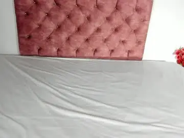 Chaturbate Live Sex Cam of lia_blake7