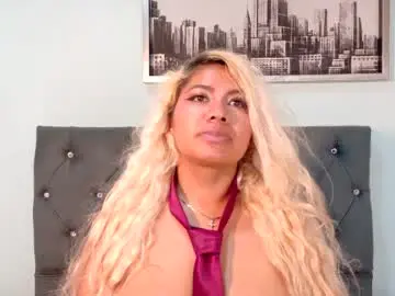 Chaturbate Free Live Porn of ivonnybon